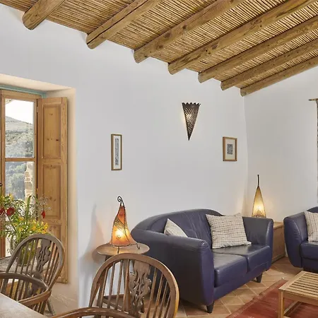 Landhuis Callebanda Barracol - 5 Bedrooms *