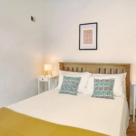 Callebanda Barracol - 5 Bedrooms *