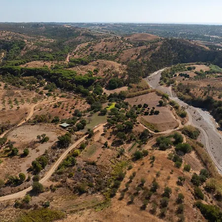 Callebanda Barracol - 5 Bedrooms Landhuis