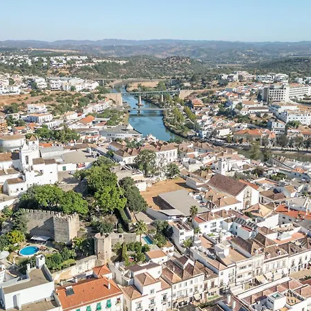 Callebanda Barracol - 5 Bedrooms * タヴィラ