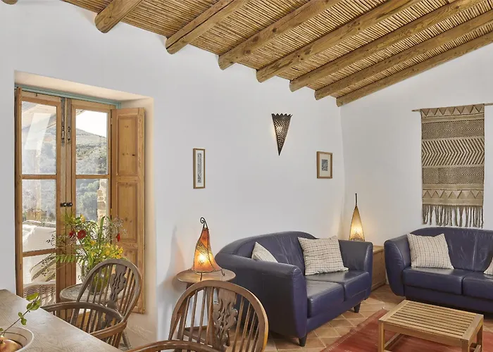 Landhuis Callebanda Barracol - 5 Bedrooms *