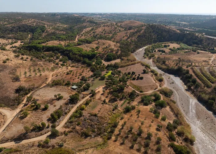 Callebanda Barracol - 5 Bedrooms Landhuis